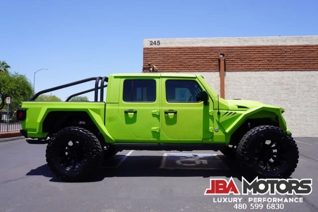 2023 Jeep Gladiator Sport photo 1