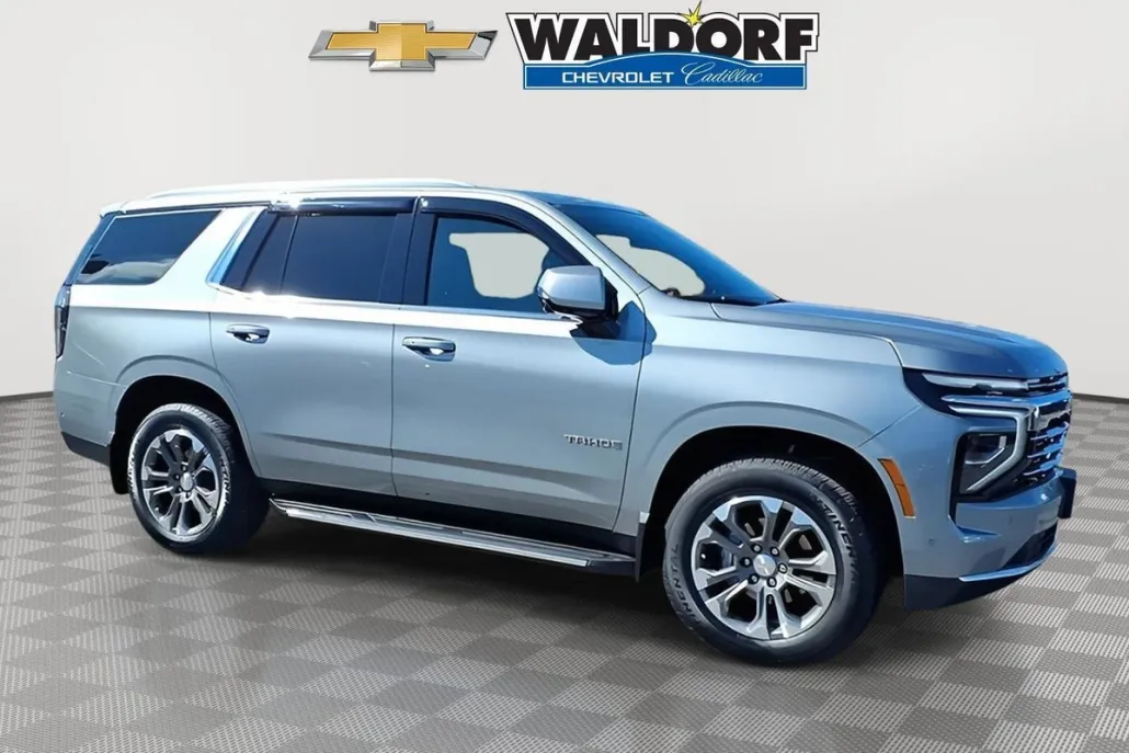 2025 Chevrolet Tahoe LT photo 1
