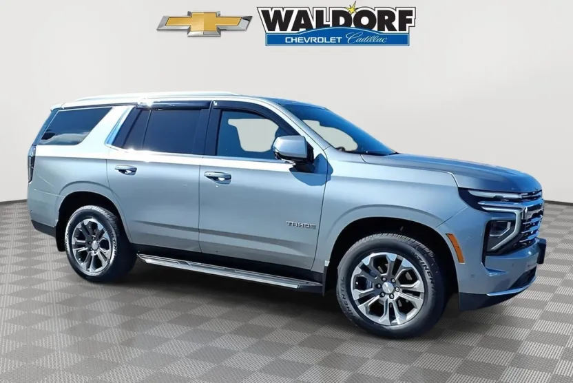 2025 Chevrolet Tahoe LT photo 1