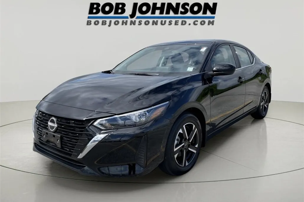 2025 Nissan Sentra SV photo 1
