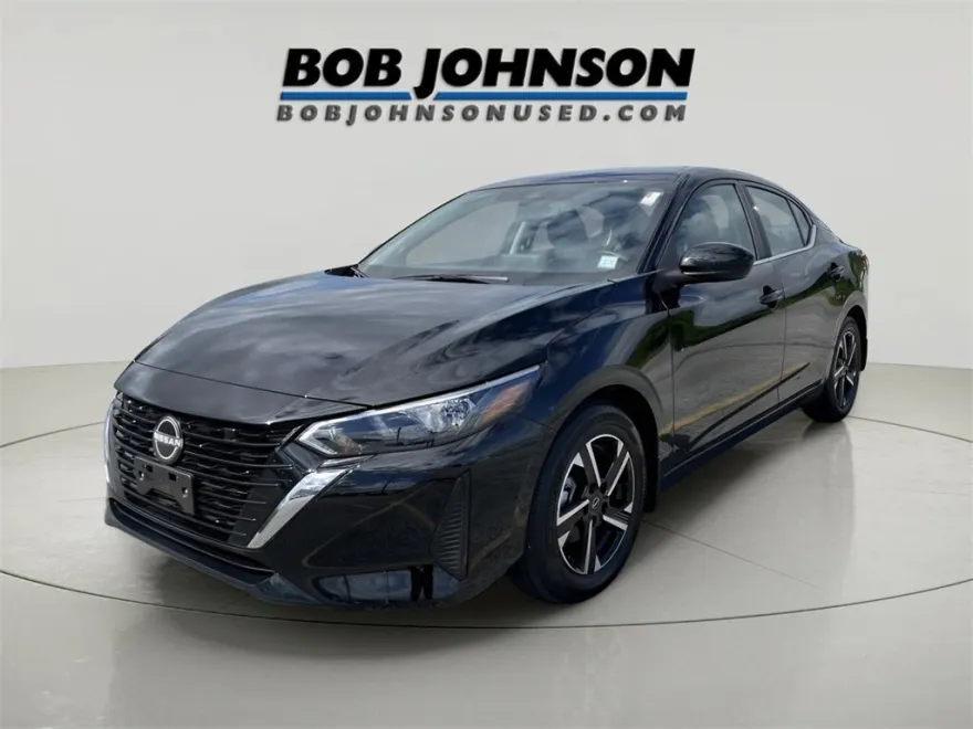 2025 Nissan Sentra SV photo 1