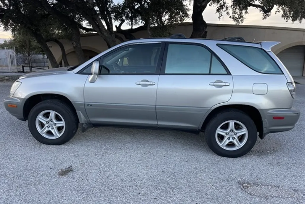2002 Lexus RX 300 photo 1