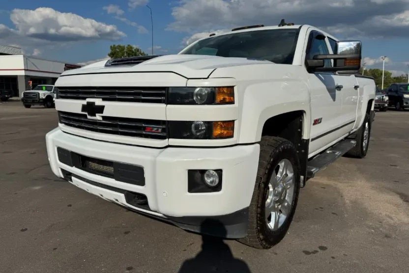 2018 Chevrolet Silverado 2500HD LTZ photo 1