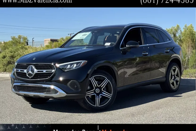 2026 Mercedes Benz GLC 300 4MATIC photo 1