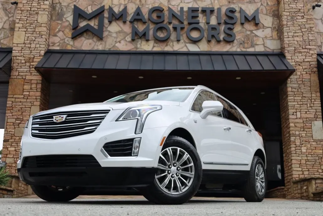 2018 Cadillac XT5 Luxury photo 1