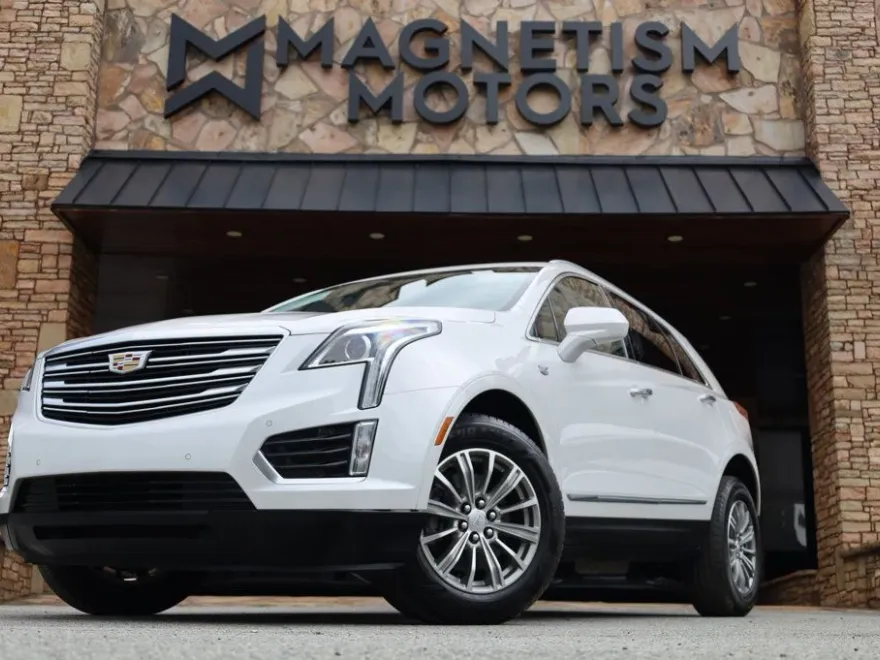 2018 Cadillac XT5 Luxury photo 1