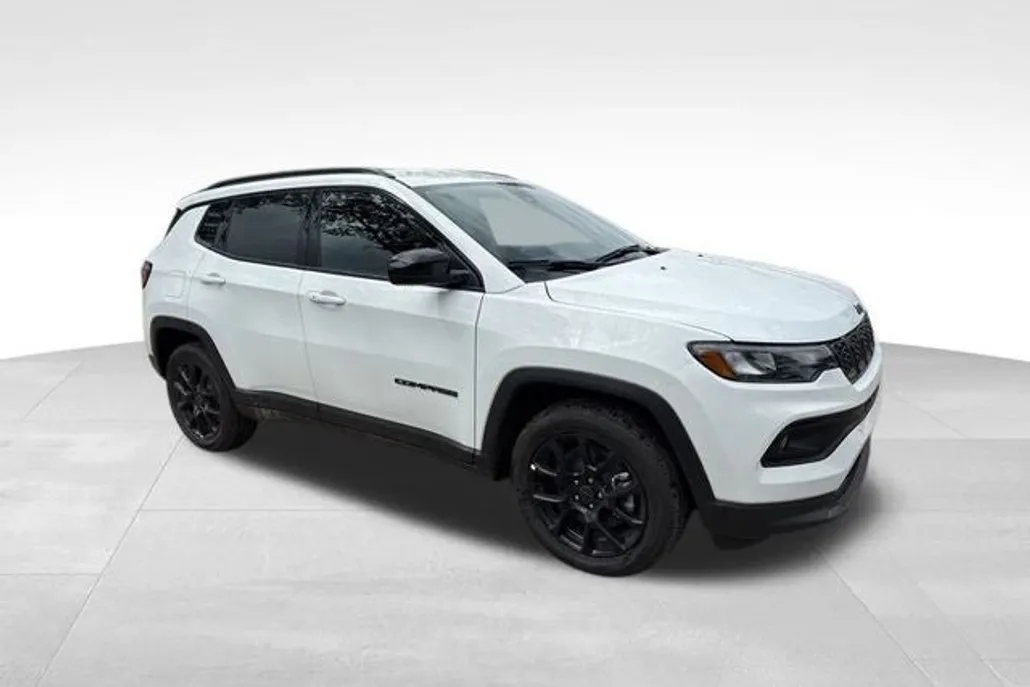 2026 Jeep Compass Latitude Altitude photo 1