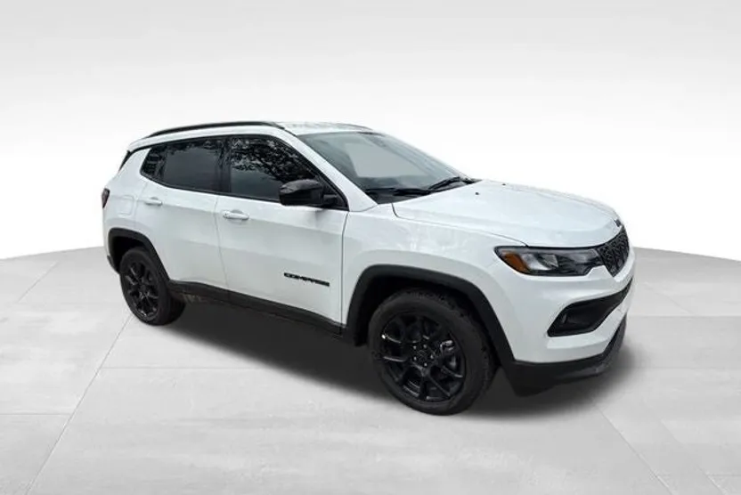 2026 Jeep Compass Latitude Altitude photo 1