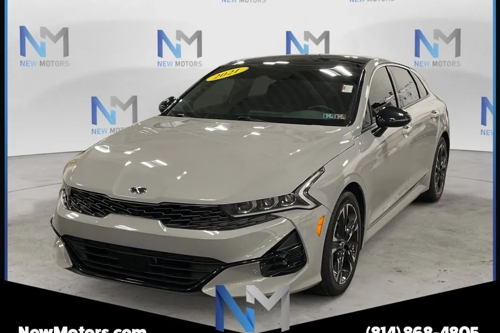 2021 Kia K5 GT-Line photo 1