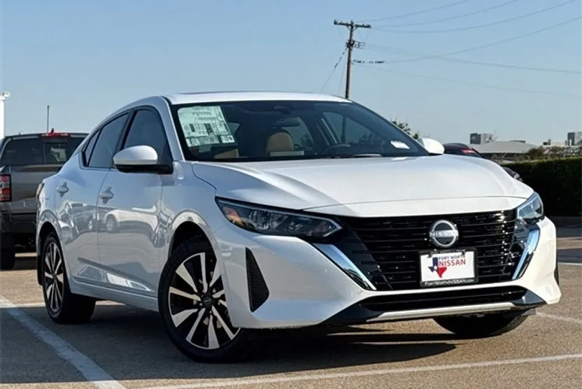 2025 Nissan Sentra SV photo 1