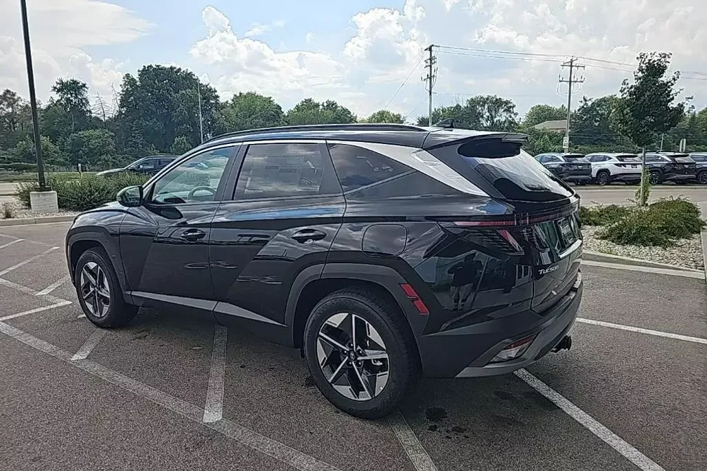 2025 Hyundai Tucson SEL Convenience photo 1