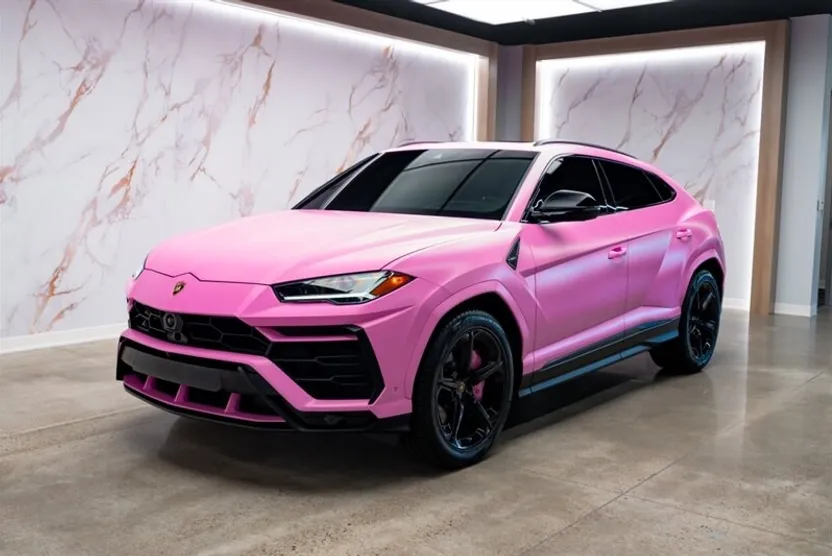 2020 Lamborghini Urus photo 1