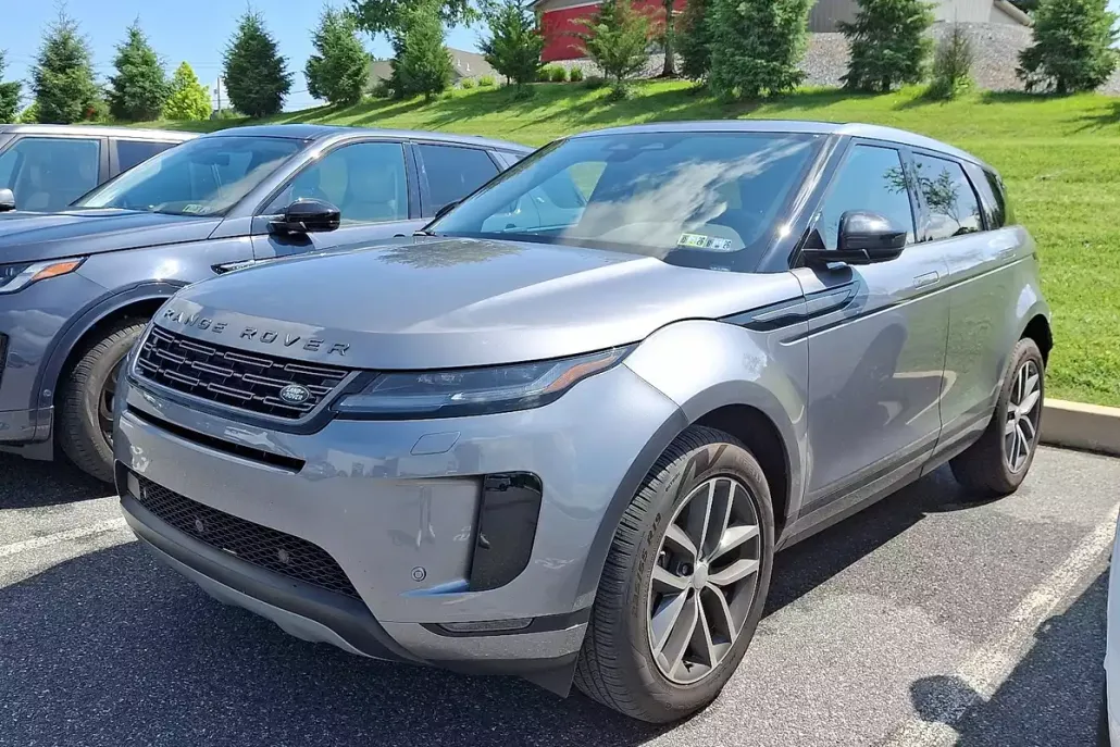 2025 Land Rover Range Rover Evoque S photo 1