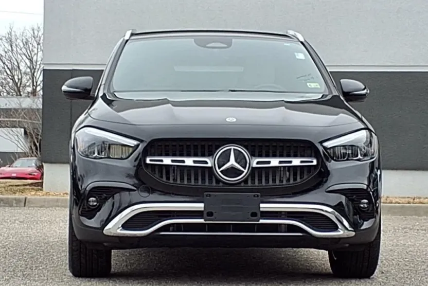 2025 Mercedes Benz GLA 250 4MATIC photo 1