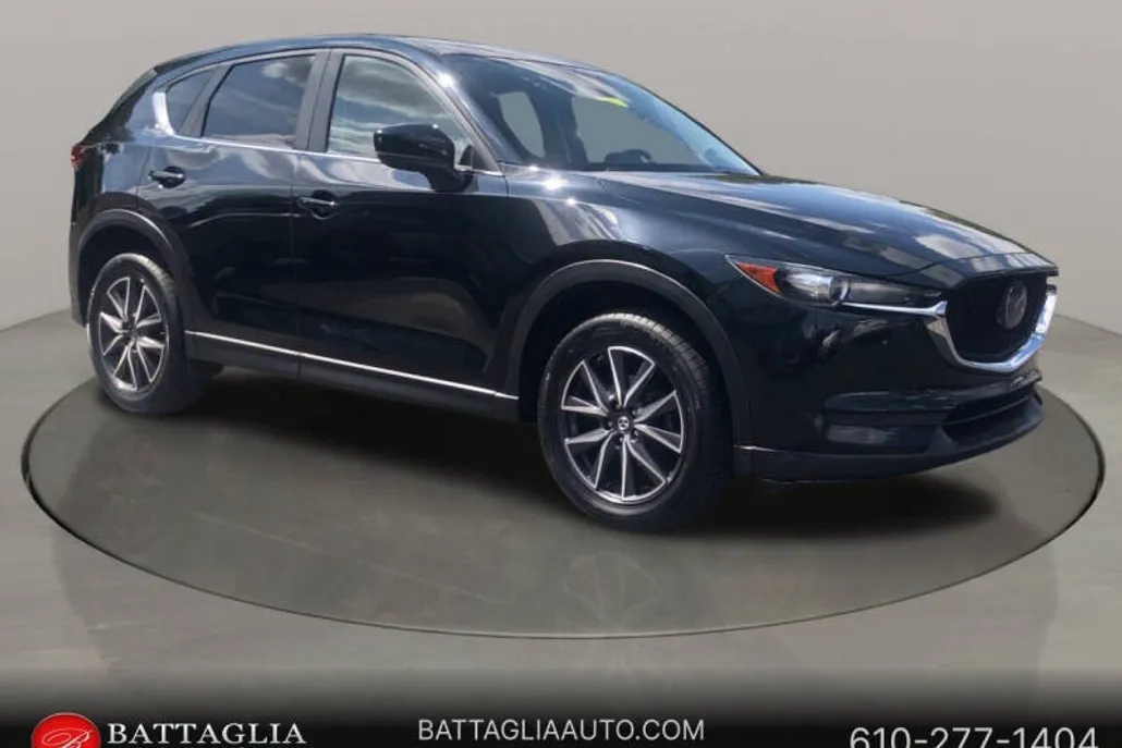 2018 Mazda CX-5 Touring photo 1
