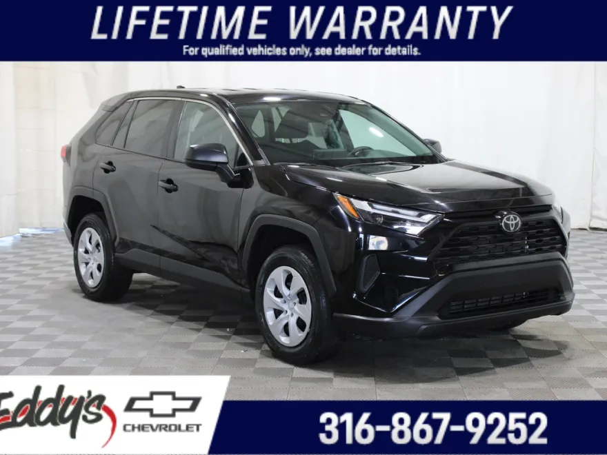 2024 Toyota RAV4 LE photo 1