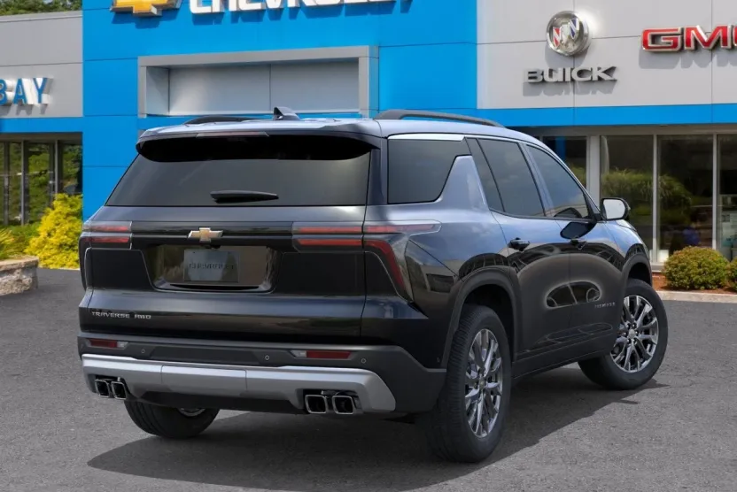 2025 Chevrolet Traverse photo 1