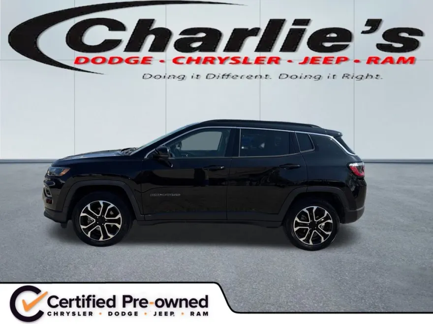 2022 Jeep Compass Limited photo 1