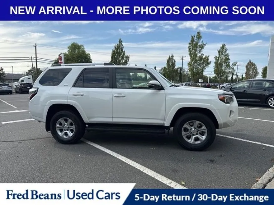 2021 Toyota 4Runner SR5 Premium photo 1