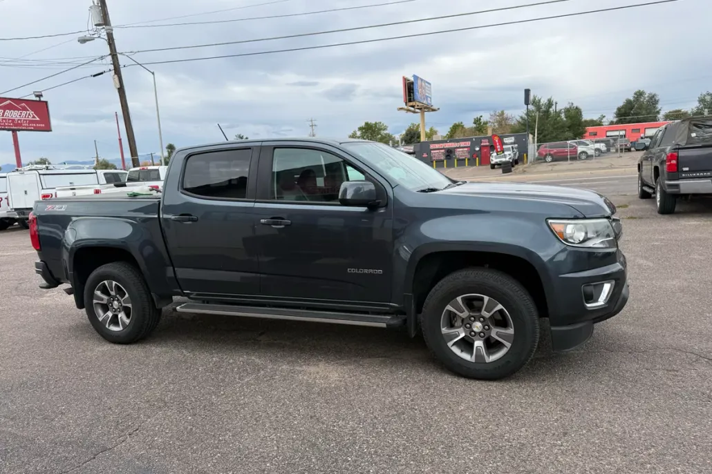 2019 Chevrolet Colorado Z71 photo 1