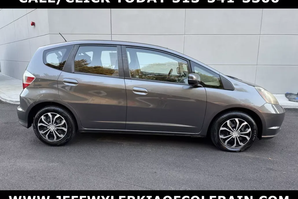 2013 Honda Fit Base photo 1