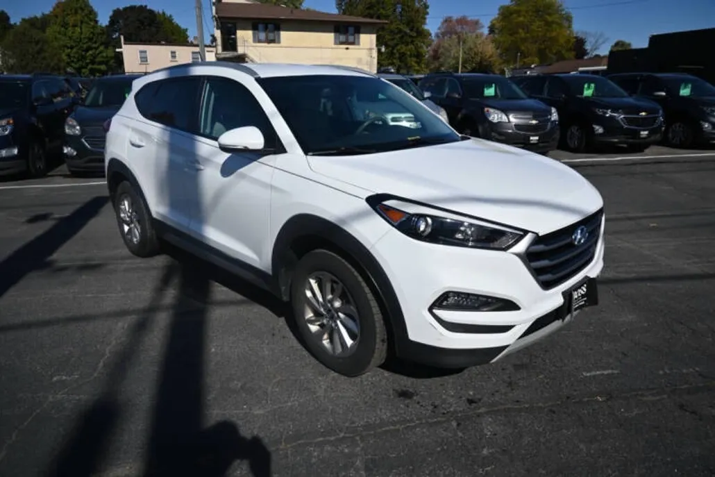 2017 Hyundai Tucson Limited photo 1