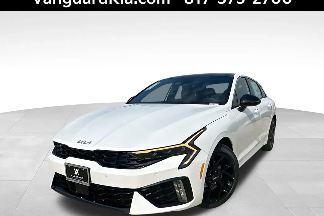 2026 Kia K5 GT-Line photo 1