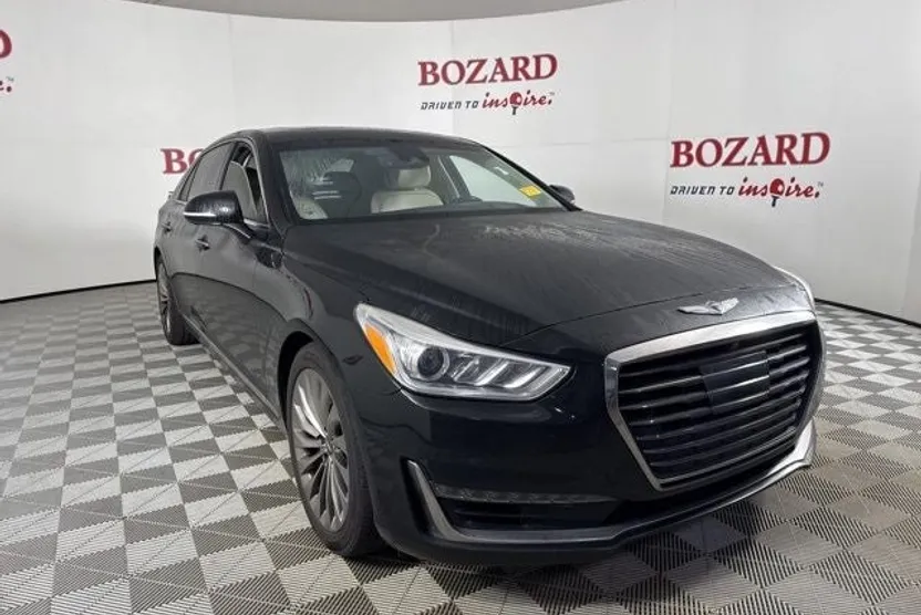 2017 Genesis G90 3.3T Premium photo 1