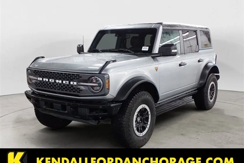 2024 Ford Bronco Badlands photo 1