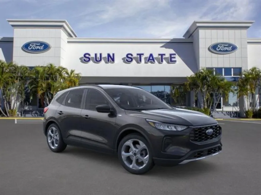 2025 Ford Escape ST-Line photo 1
