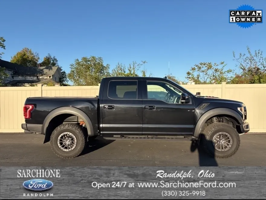2019 Ford F-150 Raptor photo 1
