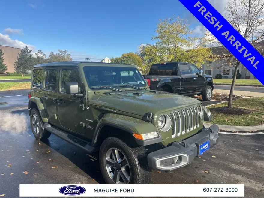 2020 Jeep Wrangler Unlimited Sahara photo 1