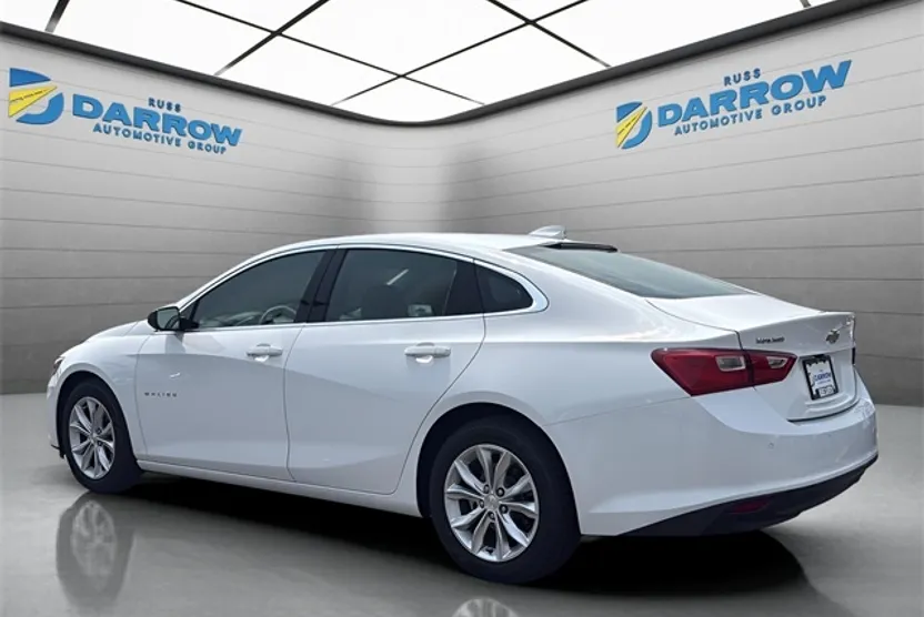 2025 Chevrolet Malibu 1LT photo 1