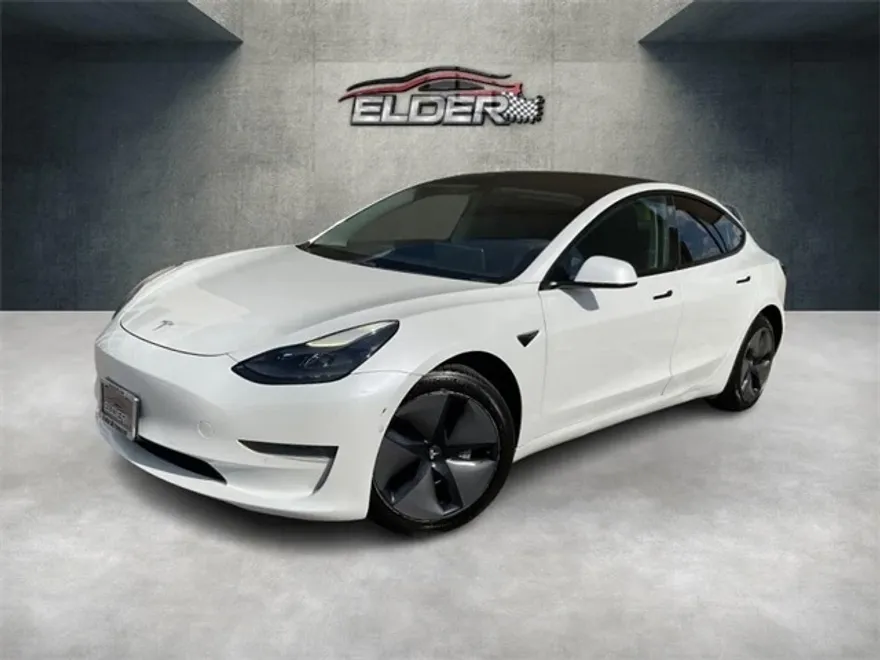 2021 Tesla Model 3 Standard Range Plus photo 1