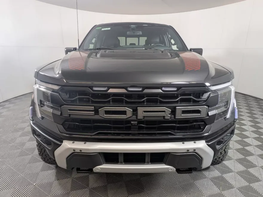 2025 Ford F-150 Raptor photo 1