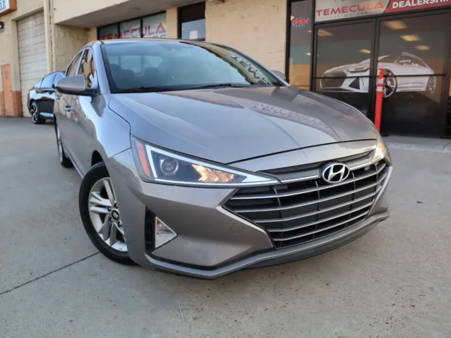 2020 Hyundai Elantra Value Edition photo 1