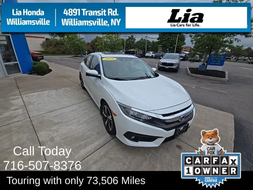 2018 Honda Civic Touring photo 1