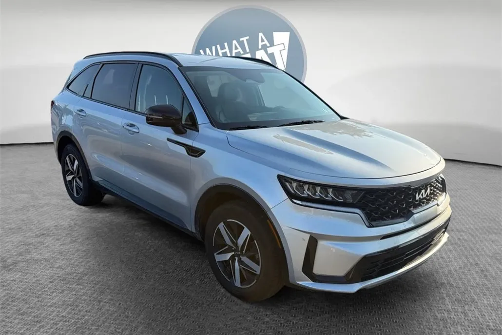 2022 Kia Sorento S photo 1