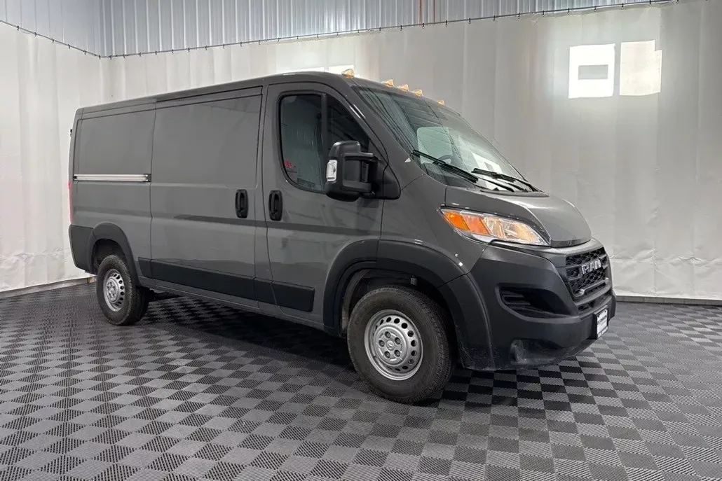 2025 Ram ProMaster 1500 Tradesman photo 1