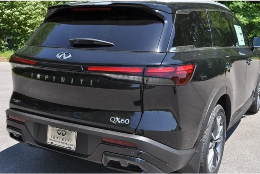 2025 Infiniti QX60 Luxe photo 1