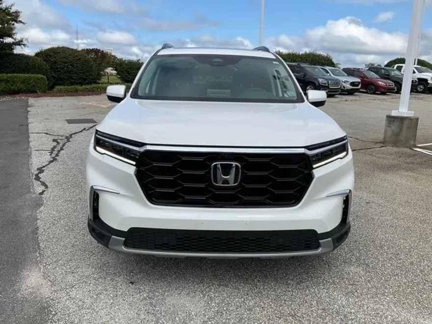 2025 Honda Pilot Elite photo 1