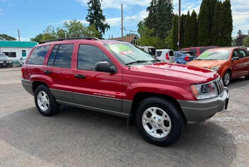 2002 Jeep Grand Cherokee Laredo photo 1