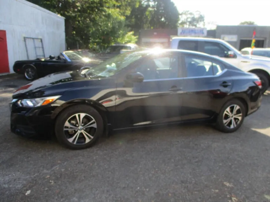 2021 Nissan Sentra SV photo 1