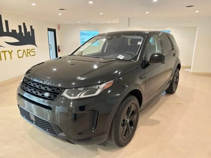 2021 Land Rover Discovery Sport SE photo 1
