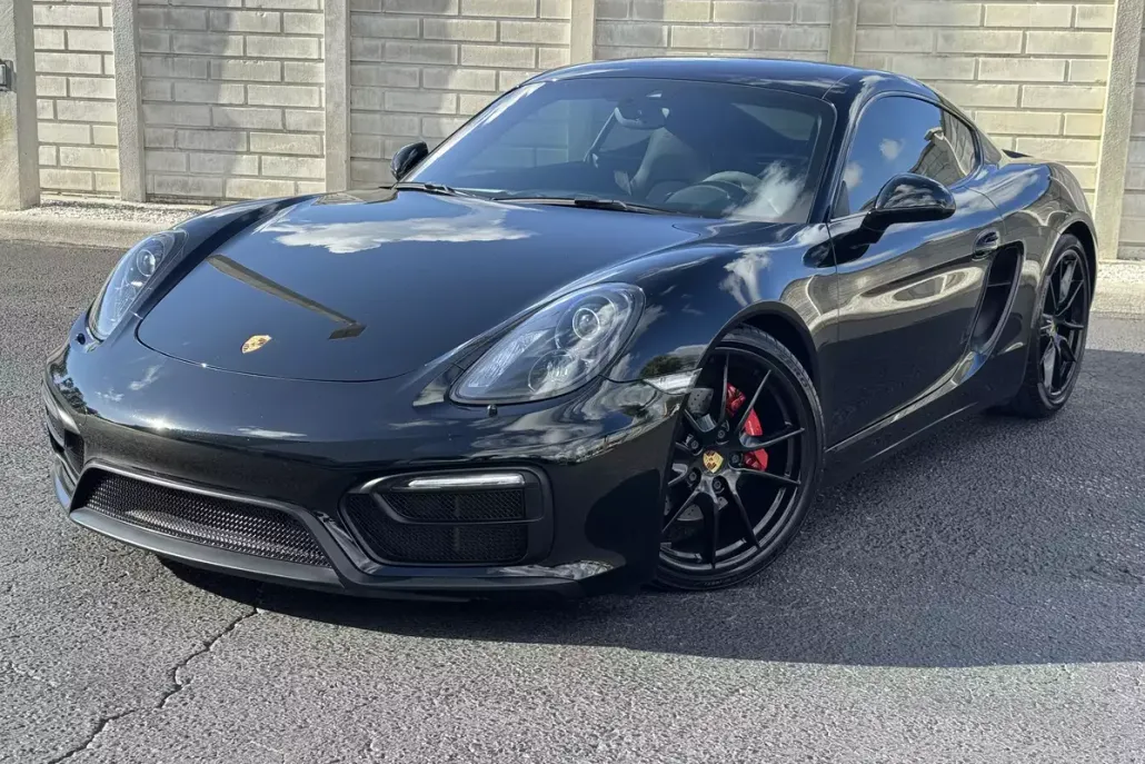 2016 Porsche Cayman GTS photo 1