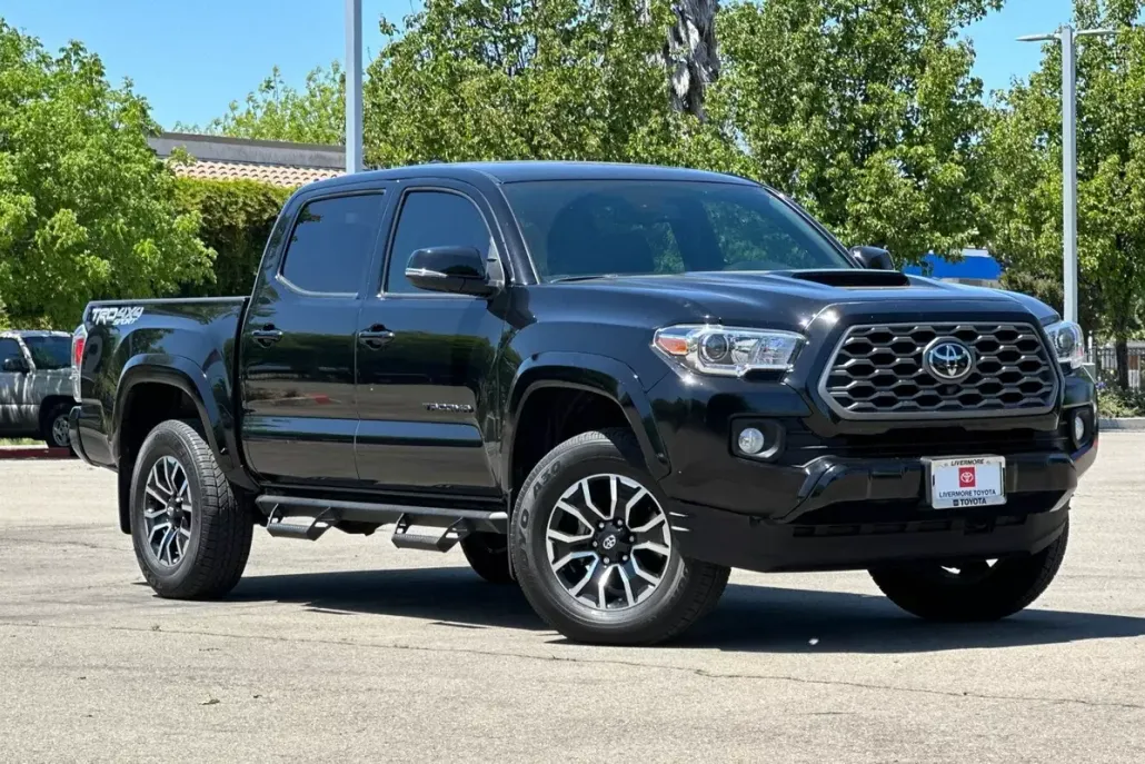 2023 Toyota Tacoma 4x4 TRD Sport Double Cab V6 photo 1