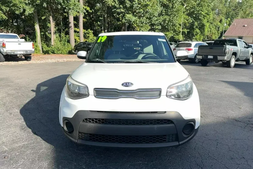 2019 Kia Soul Base photo 1