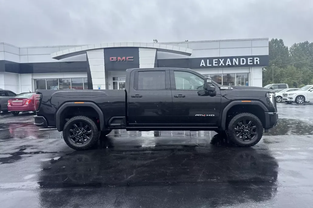 2025 Gmc Sierra 2500 HD AT4 photo 1