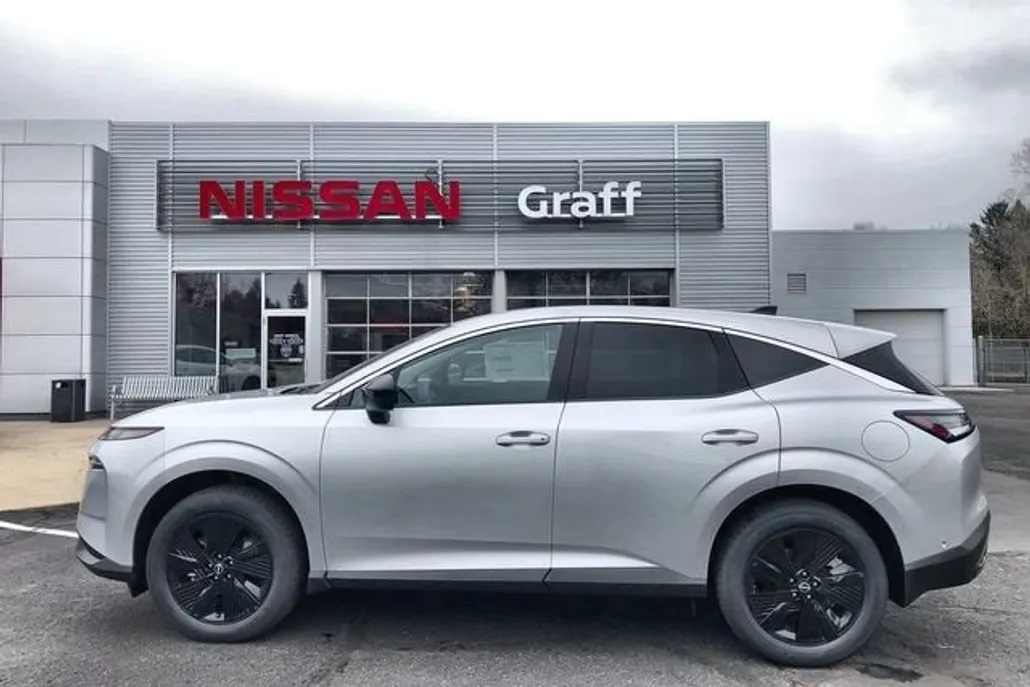 2025 Nissan Murano SV photo 1