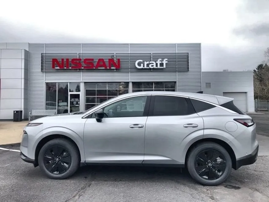 2025 Nissan Murano SV photo 1
